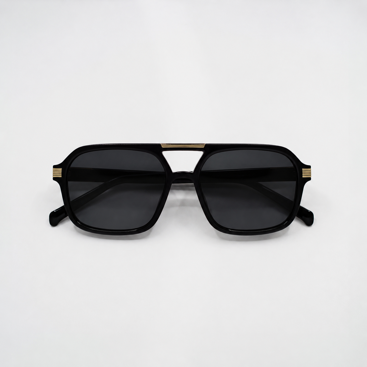 Flyer Glasses - Black/Gold